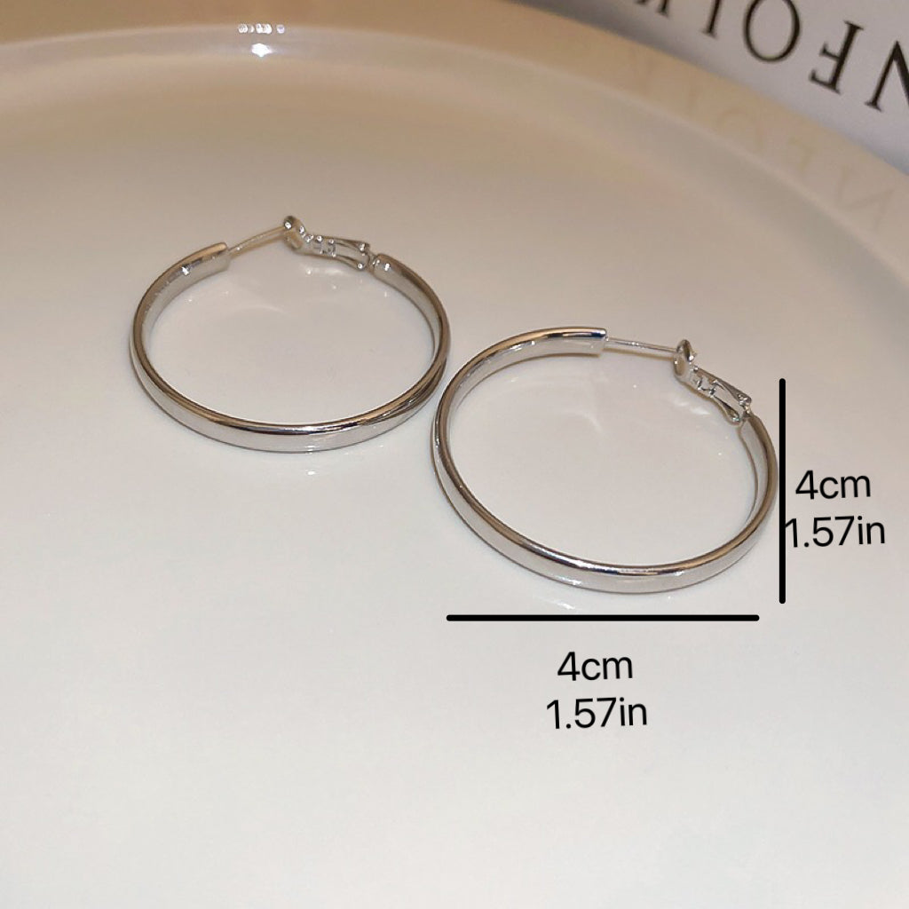 Stylish Minimalist Silver Hoop Earrings - Zariah's