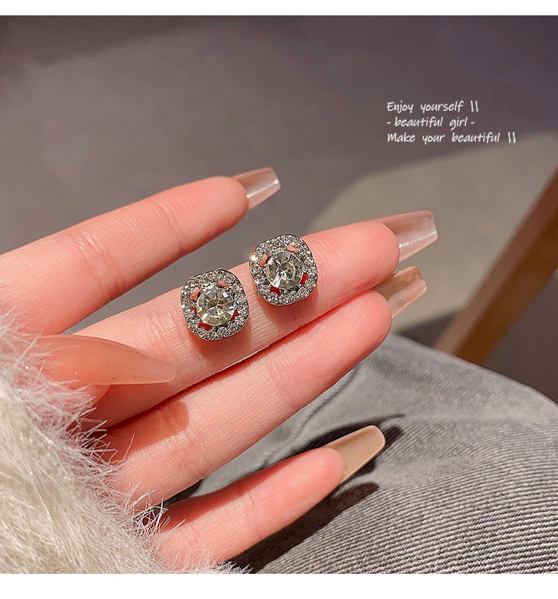 Sparkling Starry Stud Earrings – Silver Cube Design - Zariah's