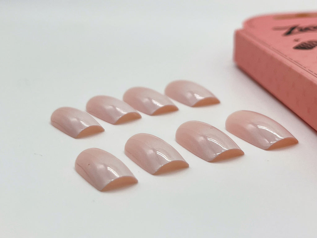 ZARIAH'S Minimalist Milky Pink