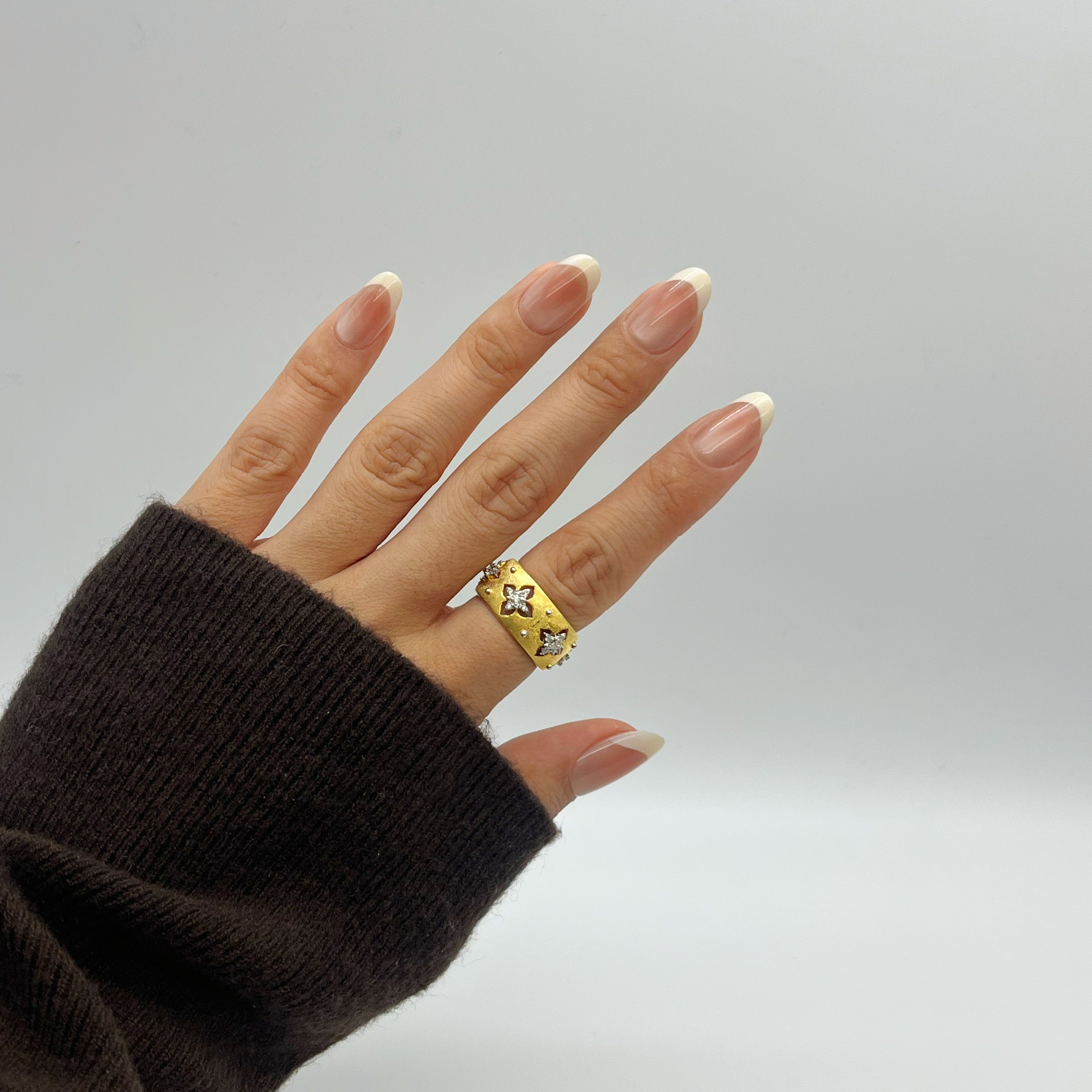 ZARIAH'S CAT-EYE White Peach - Zariah's