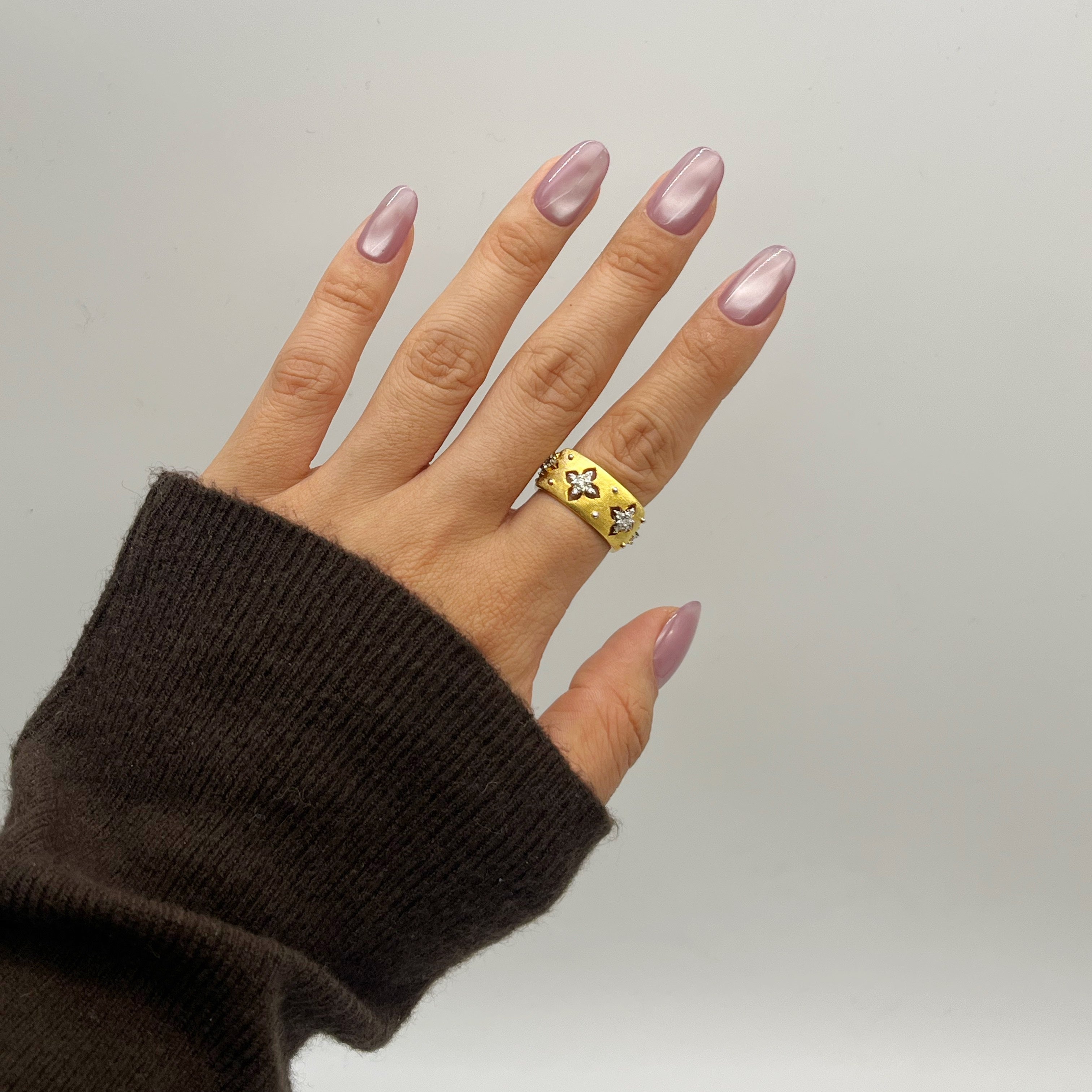 ZARIAH's CAT-EYE Purple Lavender - Zariah's