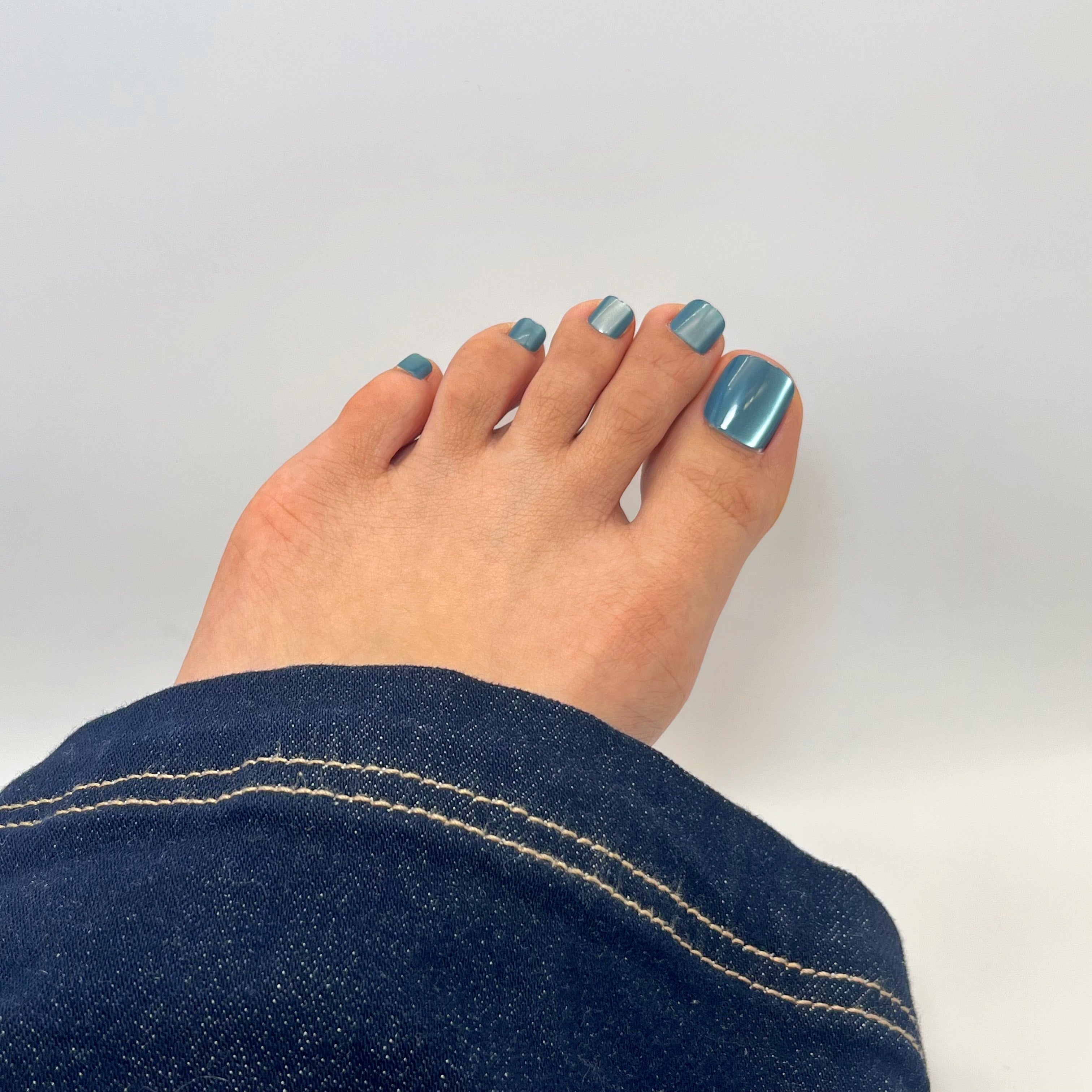 ZARIAH's CAT-EYE Ice Clear Sea Toe Nail - Zariah's