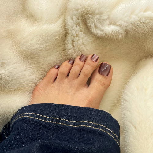 ZARIAH's CAT-EYE Elegant Mocha Toe Nails - Zariah's