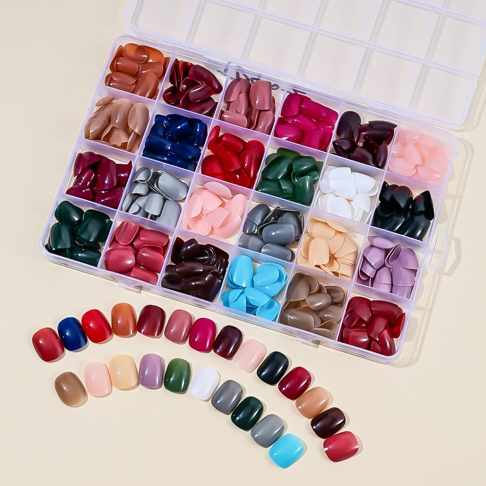 578-Piece Short Press-On Nail Set – 24 Colors with Jelly Glue & Nail File - Zariah's