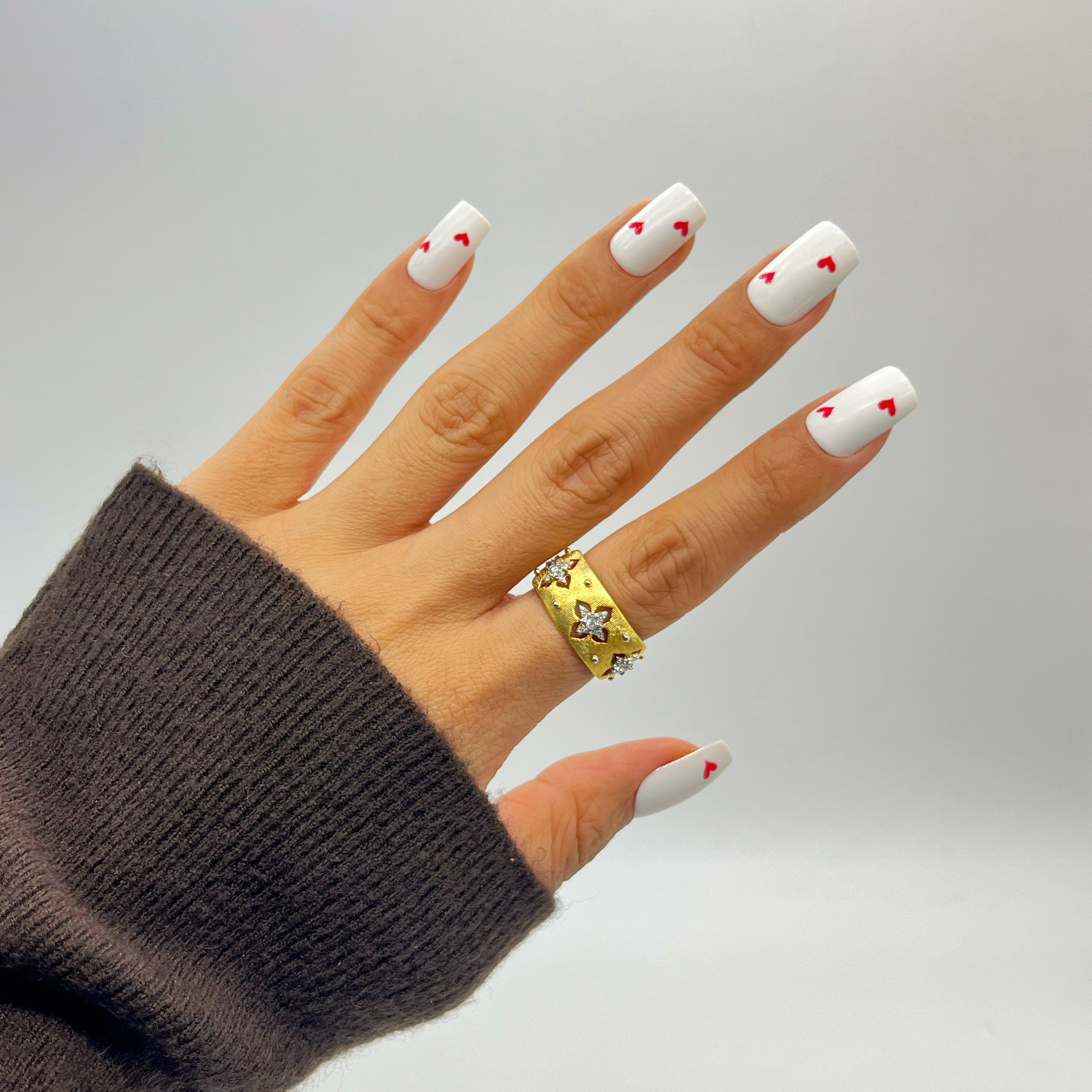 ZARIAH's ESSENTIAL White Valentines - Zariah's