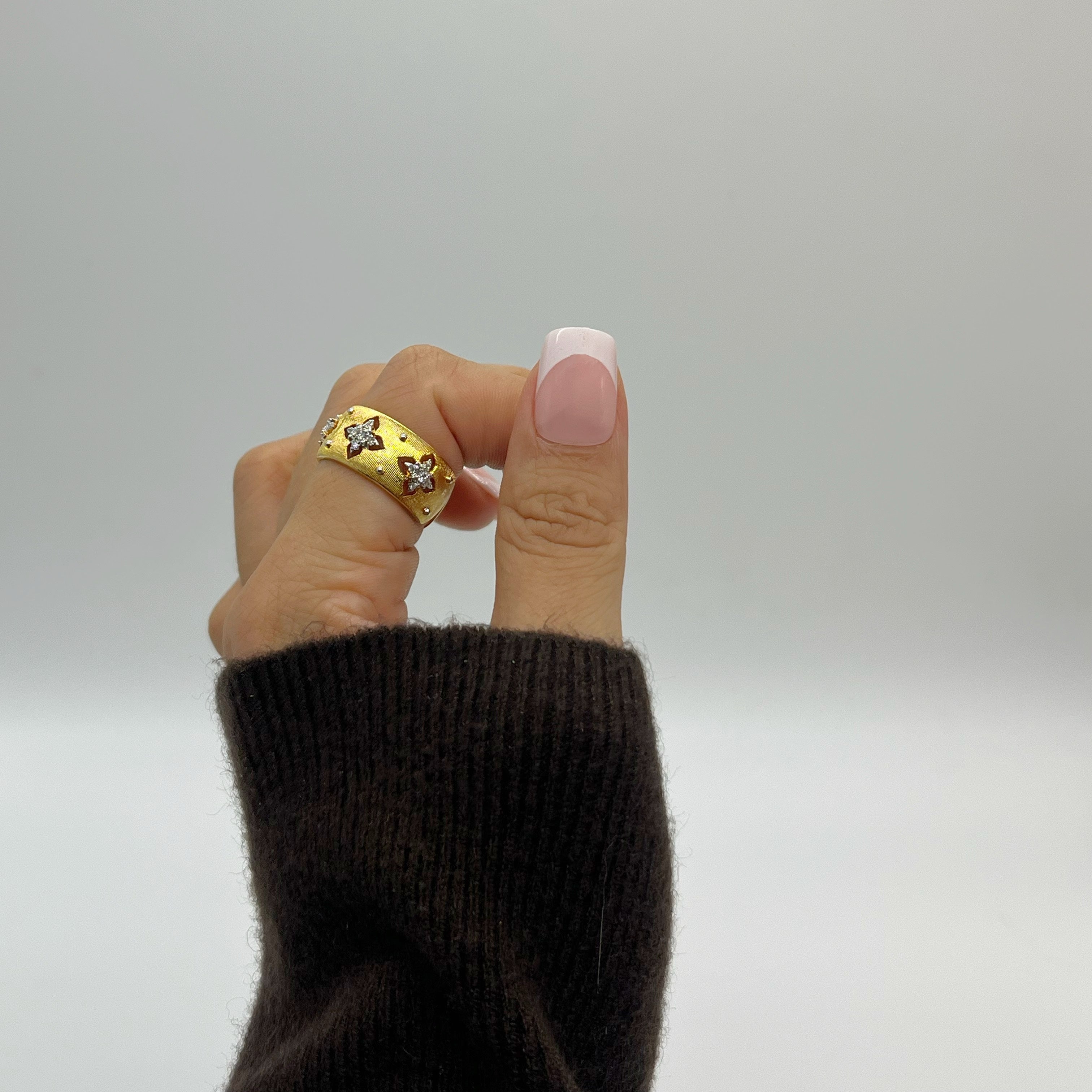 ZARIAH's Classic French Tip