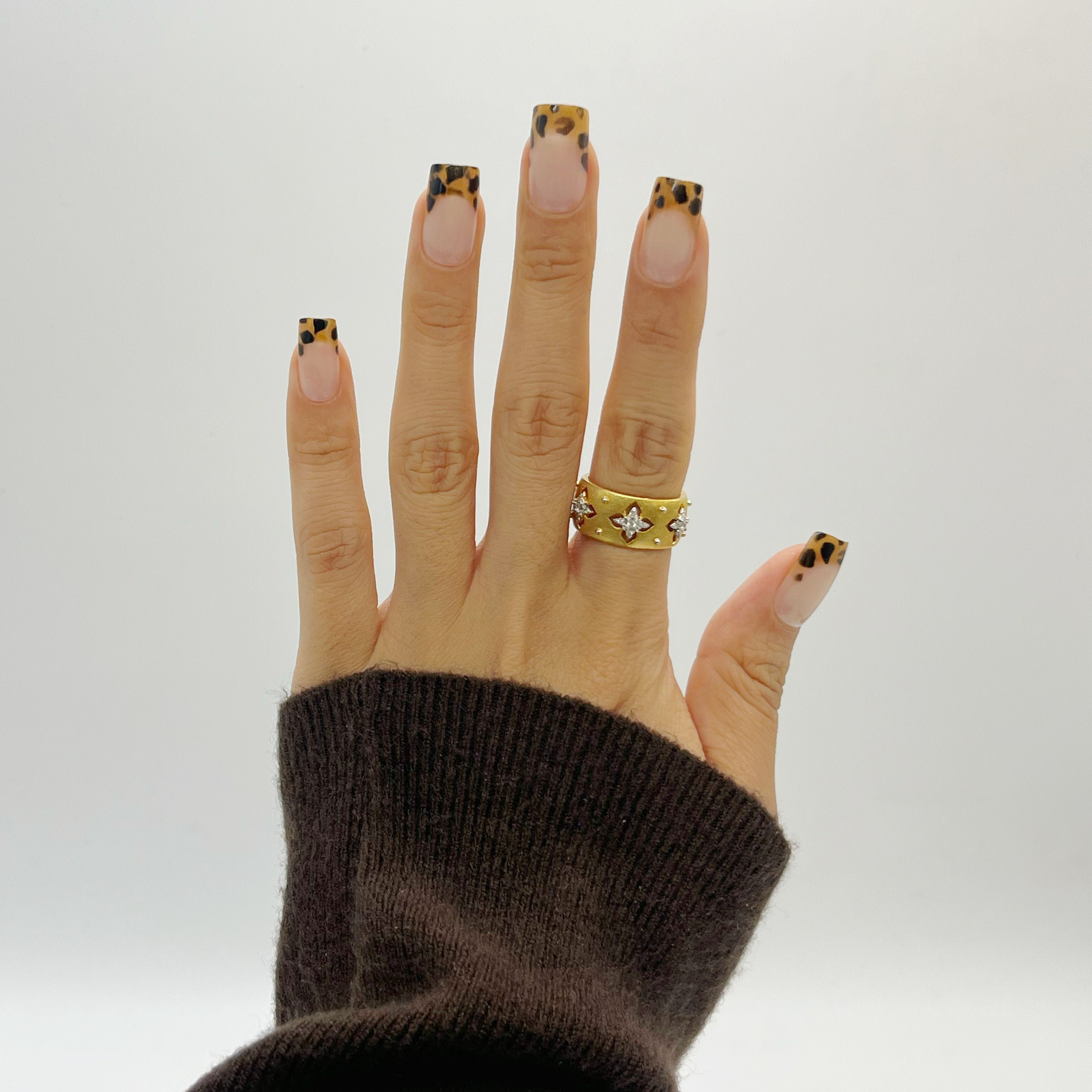 ZARIAH's ESSENTIAL Wild Leopard - Zariah's