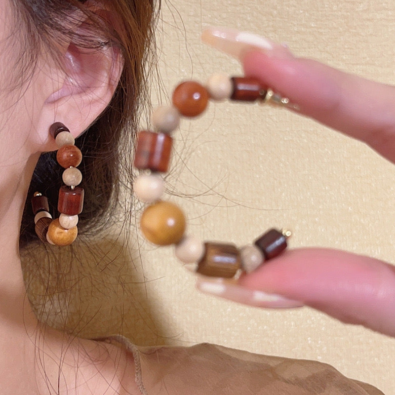 Exquisite wooden vintage earrings. - Zariah's